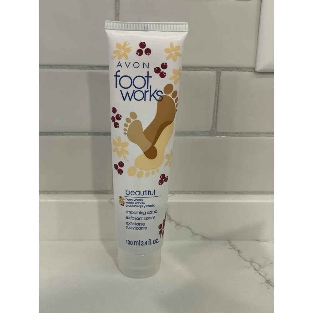 Avon Foot Works Beautiful Smoothing‎ Scrub Berry Vanilla 3.4 fl oz New Sealed